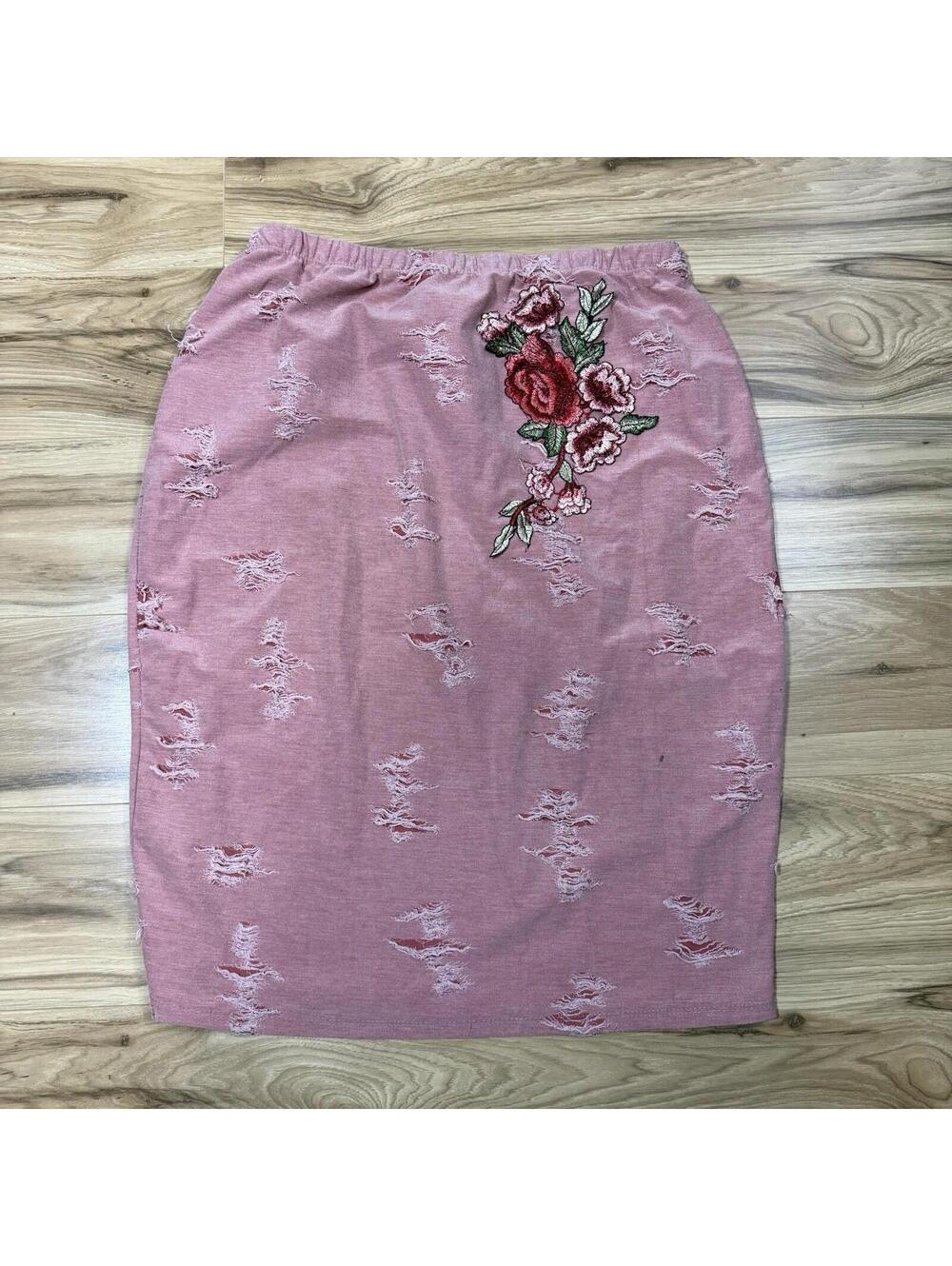 Caren Sport Rose Embroidered Distressed Pencil Skirt 2X Pink Baddie